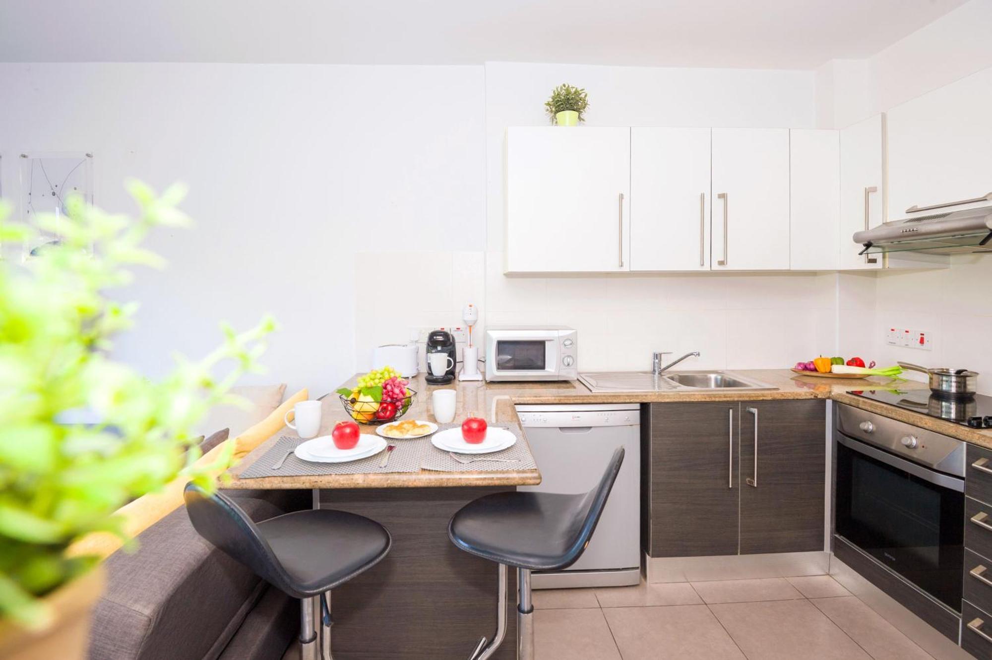 Lucile - Coralli Beachfront Apartment Paralimni Exteriér fotografie